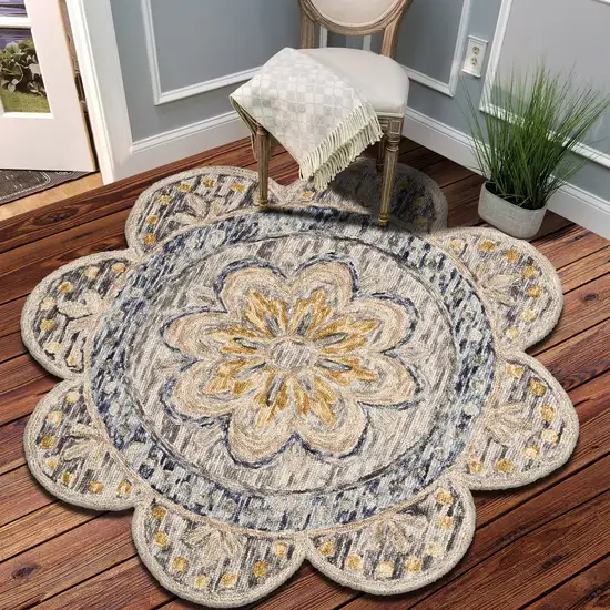 4' Beige Round Wool Floral Hand Tufted Area Rug Photo 8