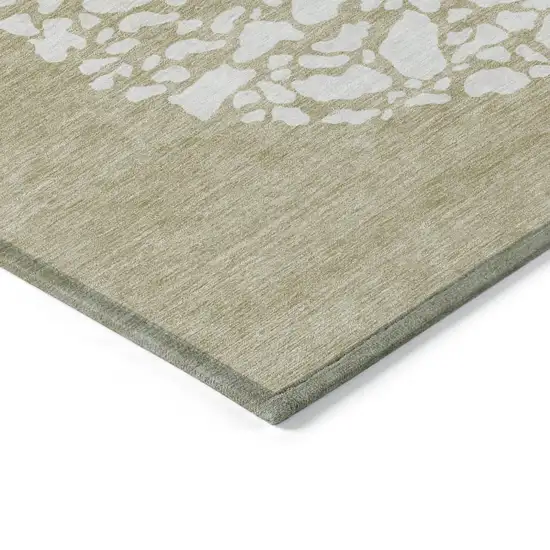 8' Beige Tan And Taupe Round Abstract Washable Indoor Outdoor Area Rug Photo 4