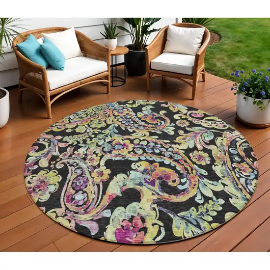 8' Black And Artichoke Green Round Paisley Washable Indoor Outdoor Area Rug Photo 8