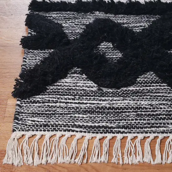 10' Black And Ivory Wool Geometric Flatweave Handmade Stain Resistant Runner Rug With Fringe Photo 3