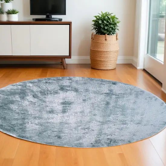 8' Blue and Silver Shag Hand Tufted Round Rug Photo 1