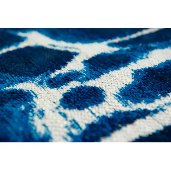 10' Blue and White Abstract Non Skid Area Rug Photo 8