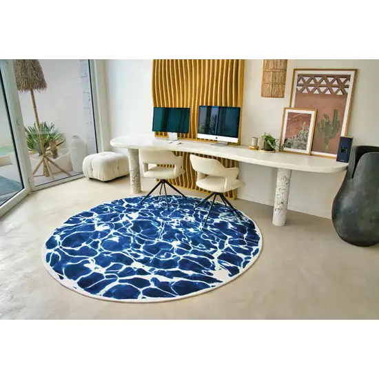 5' Blue and White Round Abstract Non Skid Area Rug Photo 7