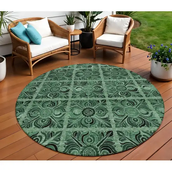 8' Fern Green And Charcoal Round Medallion Washable Indoor Outdoor Area Rug Photo 1