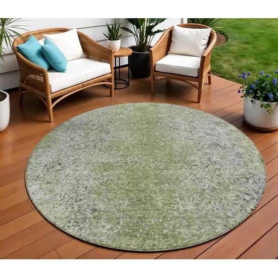 8' Fern Green Artichoke Green And Ivory Round Oriental Washable Indoor Outdoor Area Rug Photo 1