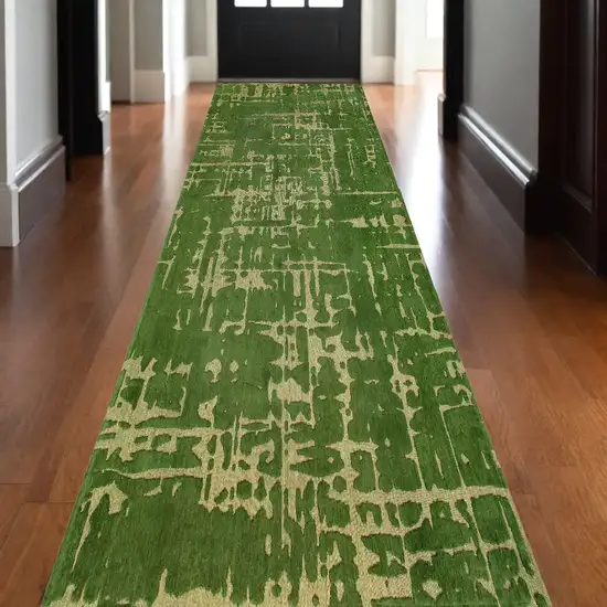 10' Green Abstract Non Skid Area Rug Photo 1