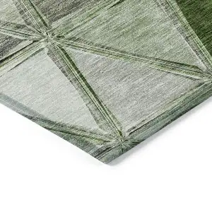 Photo of 8' Green And Fern Green Round Geometric Washable Indoor Outdoor Area Rug