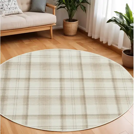 8' Ivory Plaid Power Loom Round Rug Photo 1