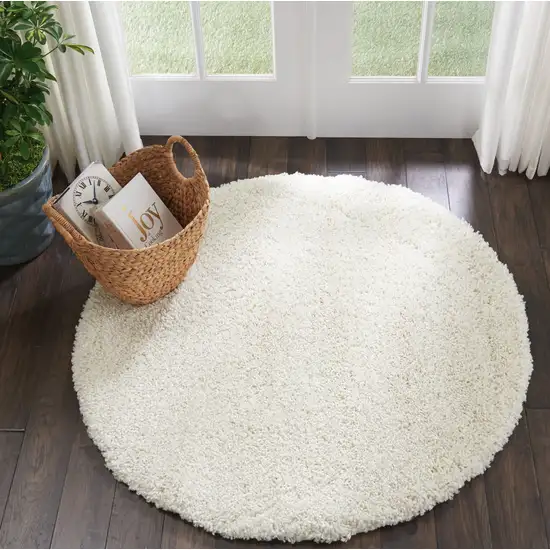 4' Ivory Shag Round Rug Photo 9