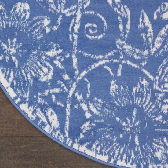 8' Ivory and Blue Floral Distressed Round Rug Photo 8