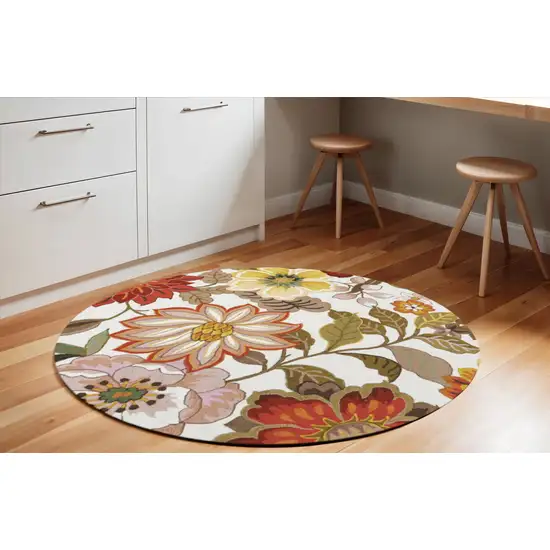 6' Ivory and Red Botanical Leaves Round Rug Photo 1