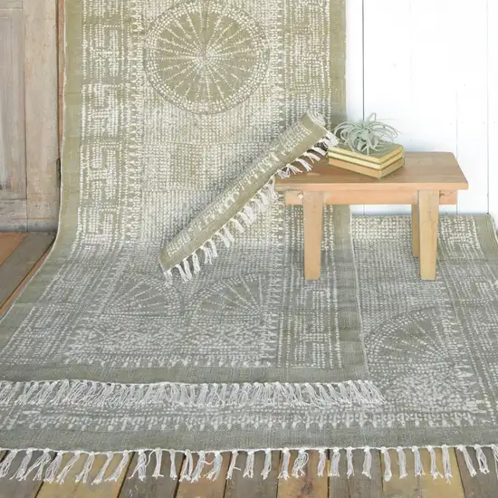 8' Putty Distressed Medallion Runner Rug Photo 2