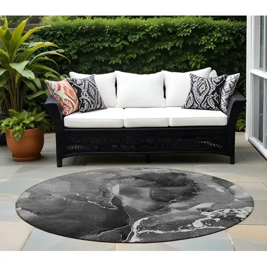 8' Round Black Gray and White Round Abstract Washable Non Skid Indoor Outdoor Area Rug Photo 1