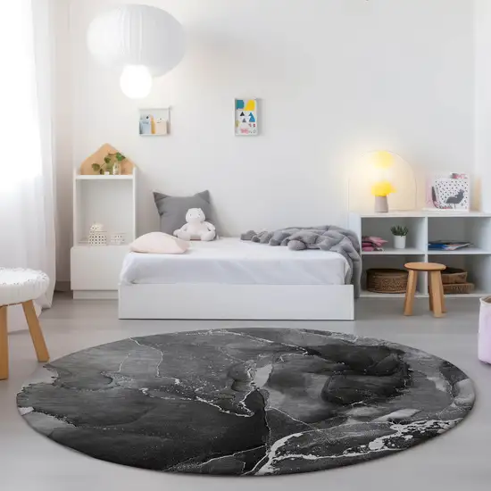 8' Round Black Gray and White Round Abstract Washable Non Skid Indoor Outdoor Area Rug Photo 9