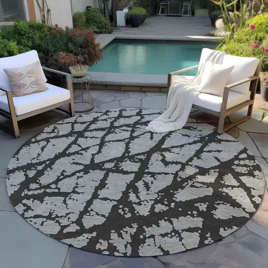 8' Round Black and White Round Abstract Washable Non Skid Indoor Outdoor Area Rug Photo 8