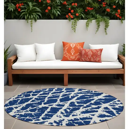 Blue and White Round Abstract Washable Non Skid Indoor Outdoor Area Rug Photo 1