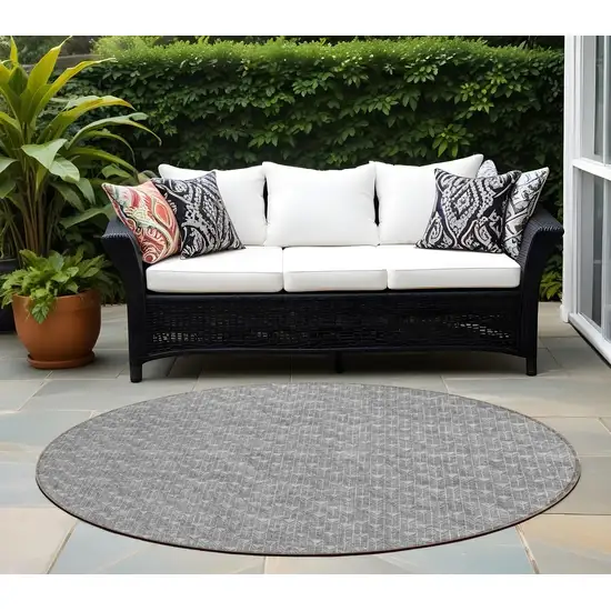 8' Round Gray Round Geometric Washable Non Skid Indoor Outdoor Area Rug Photo 1