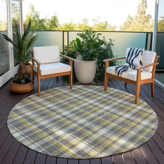 8' Round Gray Yellow and White Round Plaid Washable Non Skid Indoor Outdoor Area Rug Photo 9