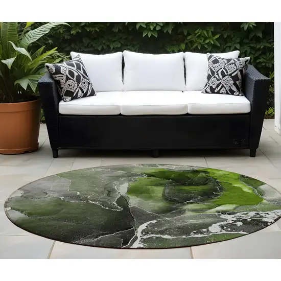 8' Round Green Round Abstract Washable Non Skid Indoor Outdoor Area Rug Photo 1