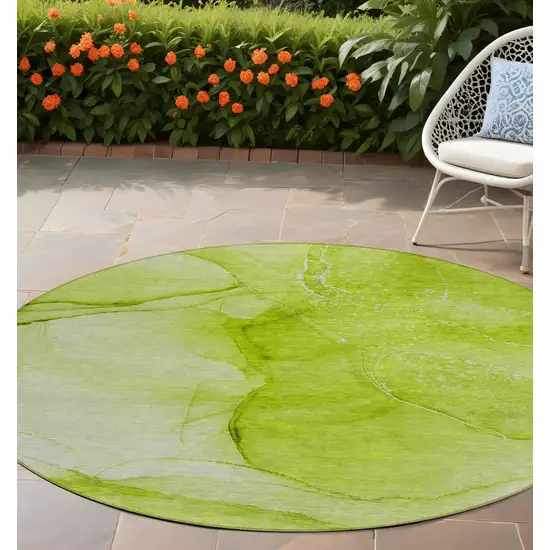 Green Round Abstract Washable Non Skid Indoor Outdoor Area Rug Photo 1