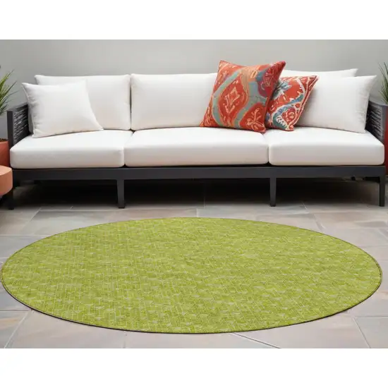 8' Round Moss Green Round Geometric Washable Non Skid Indoor Outdoor Area Rug Photo 1