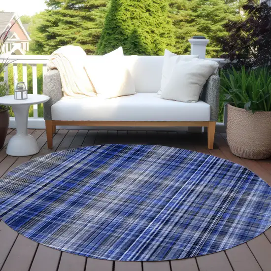 8' Round Navy Blue Round Plaid Washable Non Skid Indoor Outdoor Area Rug Photo 8