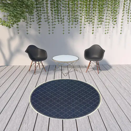 8' Round Navy Round Geometric Stain Resistant Indoor Outdoor Area Rug Photo 2