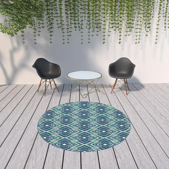 8' Round Navy Round Geometric Stain Resistant Indoor Outdoor Area Rug Photo 2