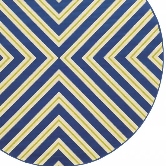 8' Round Navy Round Geometric Stain Resistant Indoor Outdoor Area Rug Photo 3