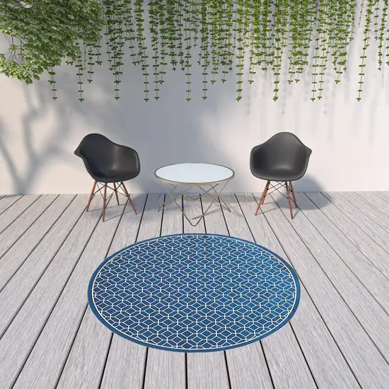 8' Round Navy Round Geometric Stain Resistant Indoor Outdoor Area Rug Photo 2