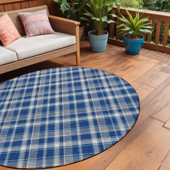 8' Round Navy and Ivory Round Plaid Washable Non Skid Indoor Outdoor Area Rug Photo 1