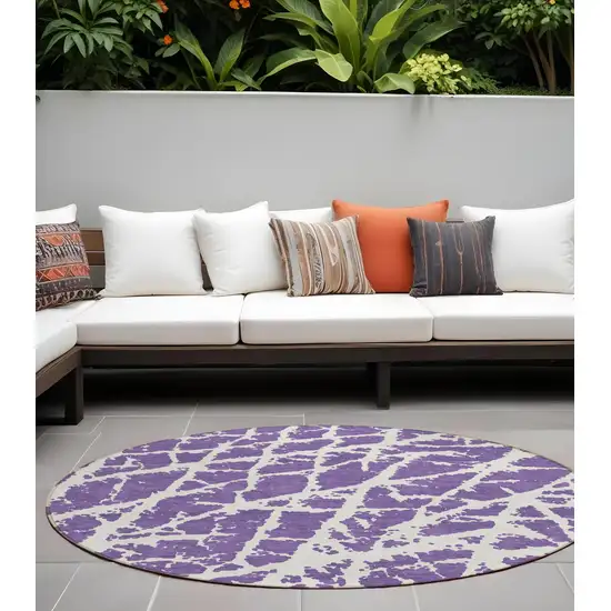 8' Round Purple and White Round Abstract Washable Non Skid Indoor Outdoor Area Rug Photo 1