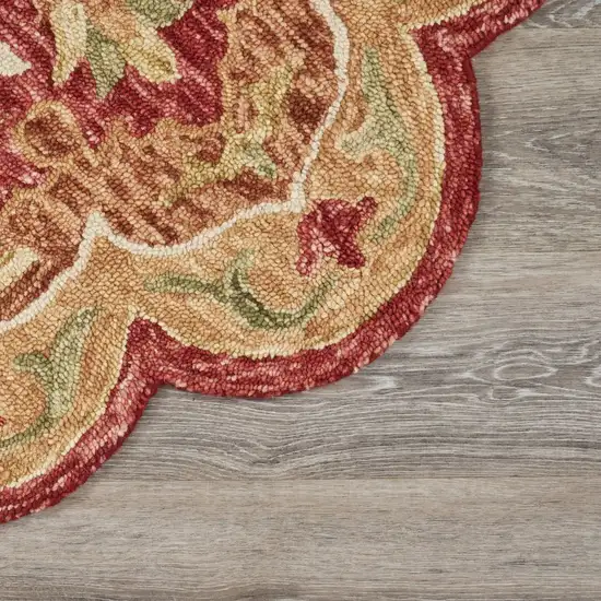 4' Round Rustic Red Scalloped Edge Area Rug Photo 5