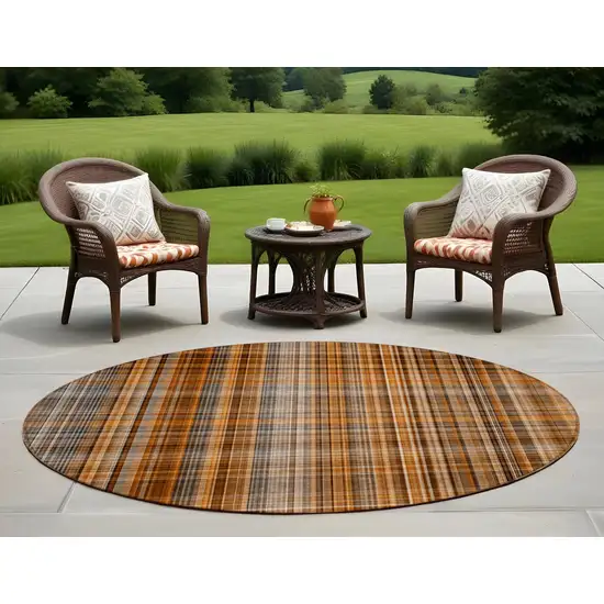 8' Round Terra Cotta Round Plaid Washable Non Skid Indoor Outdoor Area Rug Photo 1