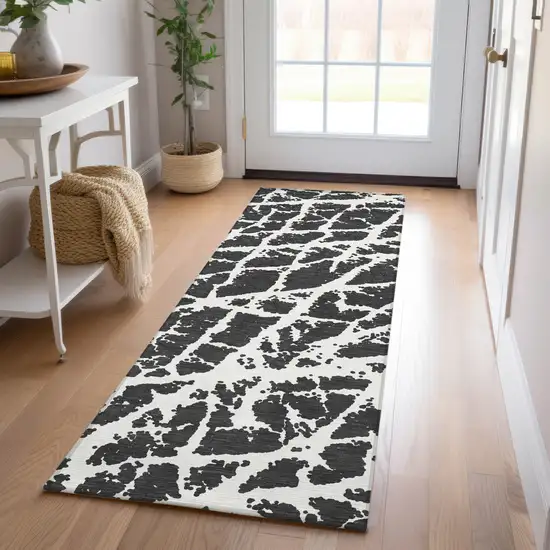 8' Runner Black and White Abstract Washable Non Skid Indoor Outdoor Runner Rug Photo 9