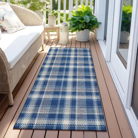 8' Runner Navy and Ivory Plaid Washable Non Skid Indoor Outdoor Runner Rug Photo 8