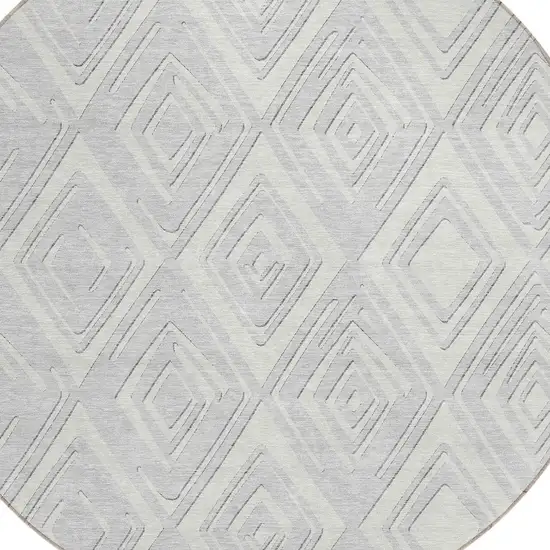 8' Silver And Ivory Round Geometric Washable Indoor Outdoor Area Rug Photo 6