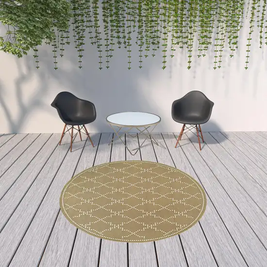 8' Tan Round Geometric Stain Resistant Indoor Outdoor Area Rug Photo 3