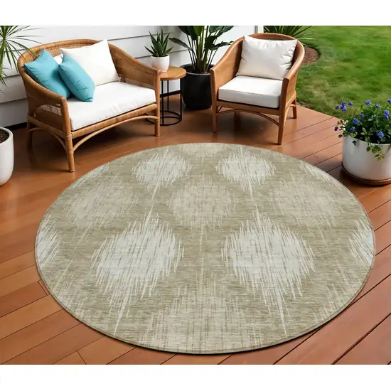 8' Taupe And Beige Round Ikat Washable Indoor Outdoor Area Rug Photo 1