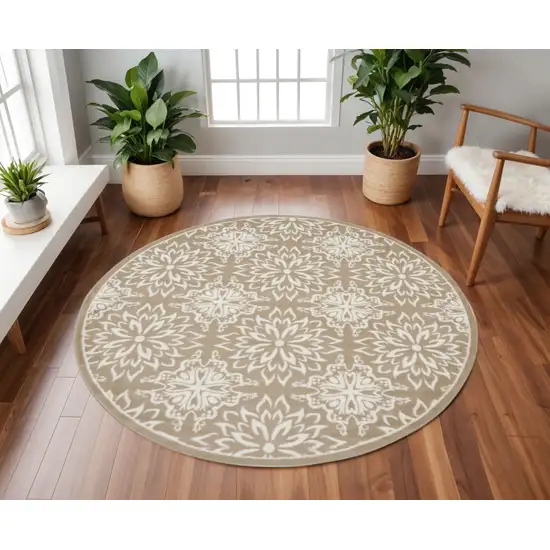 8' Taupe and Ivory Floral Non Skid Round Rug Photo 1