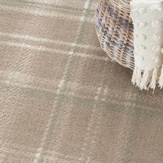 8' Taupe and Ivory Plaid Round Rug Photo 8