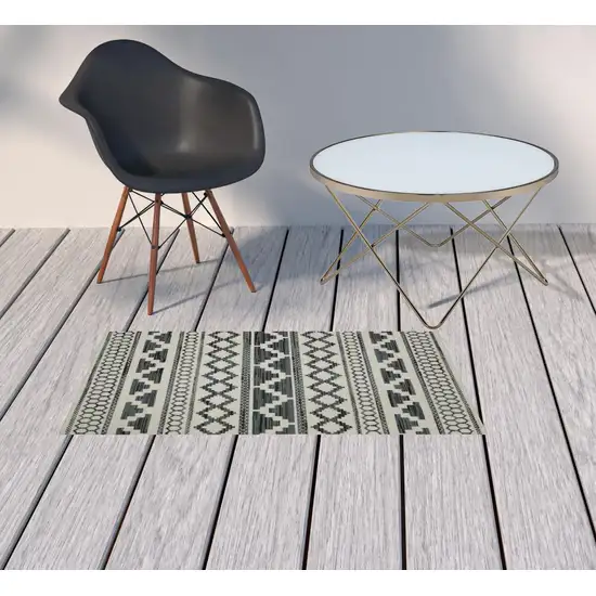 2' X 3' Beige Geometric Stain Resistant Indoor Outdoor Area Rug Photo 2