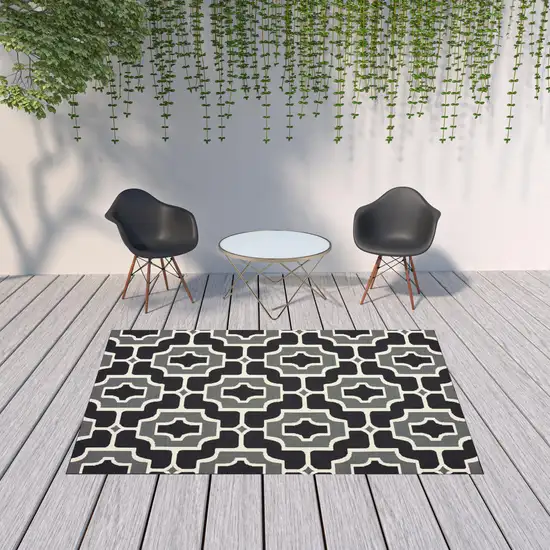 6' X 9' Black Geometric Stain Resistant Indoor Outdoor Area Rug Photo 2