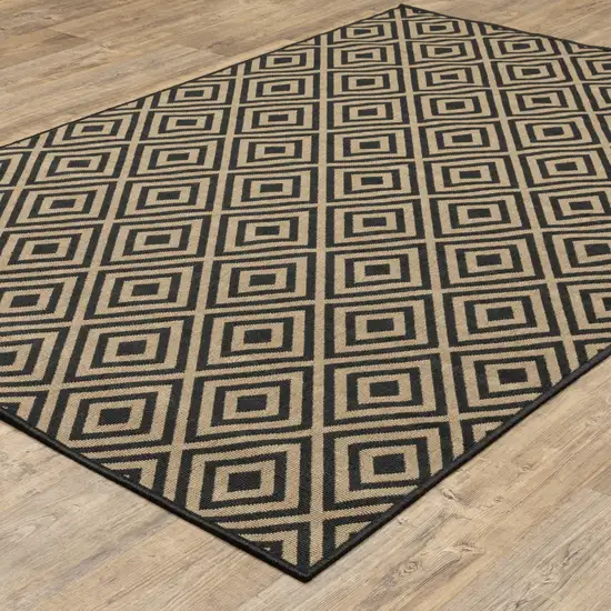 3' X 5' Black Geometric Stain Resistant Indoor Outdoor Area Rug Photo 5