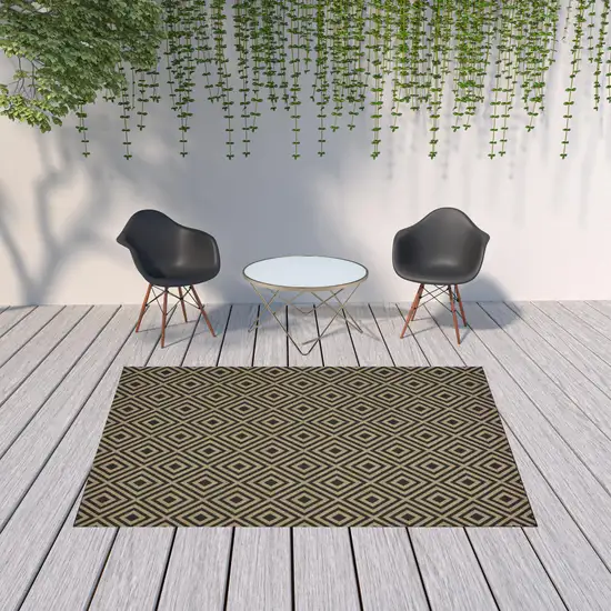 6' X 9' Black Geometric Stain Resistant Indoor Outdoor Area Rug Photo 2