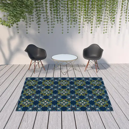 6' X 9' Blue Floral Stain Resistant Indoor Outdoor Area Rug Photo 2