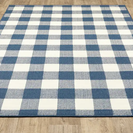 6' X 9' Blue Geometric Stain Resistant Indoor Outdoor Area Rug Photo 9