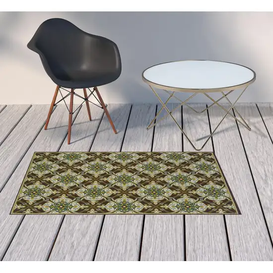 3' X 5' Brown Floral Stain Resistant Indoor Outdoor Area Rug Photo 2