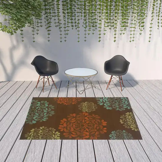 6' X 9' Brown Floral Stain Resistant Indoor Outdoor Area Rug Photo 2