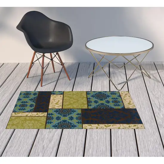 3' X 5' Brown Geometric Stain Resistant Indoor Outdoor Area Rug Photo 2